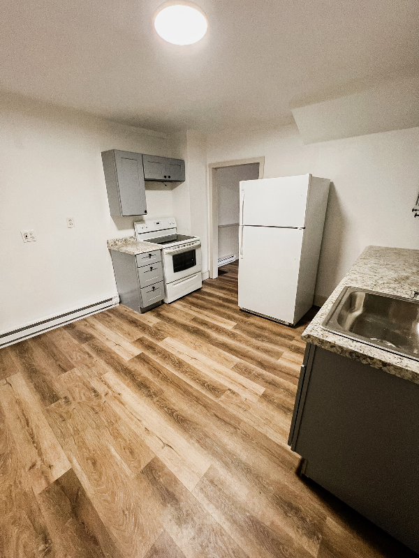 20 Park St #C - Photo 2 of 9