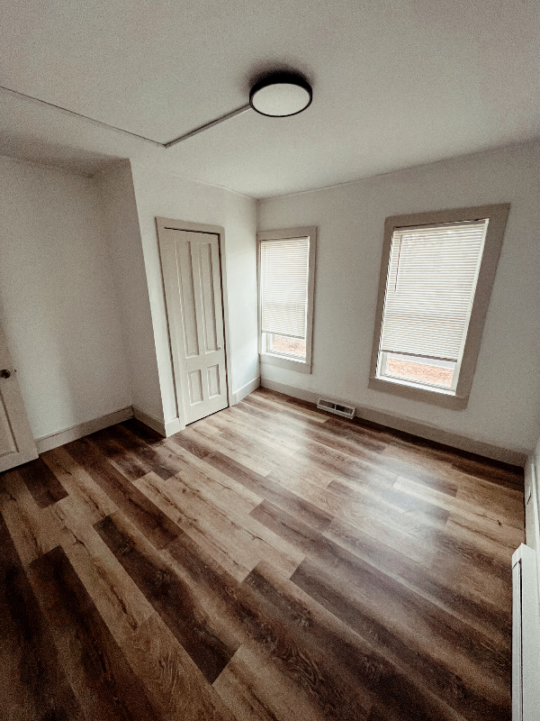 20 Park St #C - Photo 4 of 9