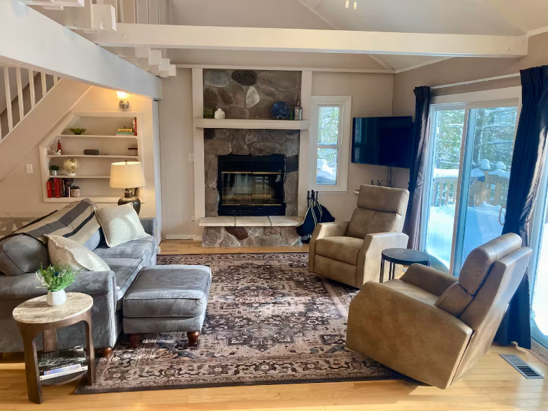 542 Island View Dr - Photo 3 of 17