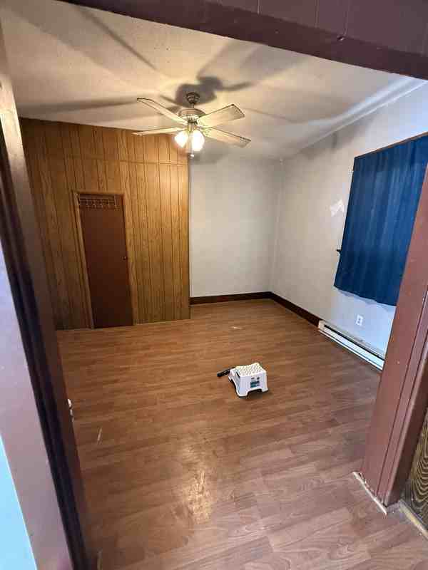 407 W 4th St #407 - Photo 3 of 10