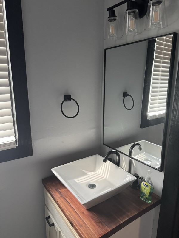 126 Montgomery St #3 - Photo 6 of 10