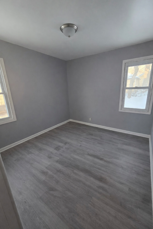 722 Frank St - Photo 6 of 7