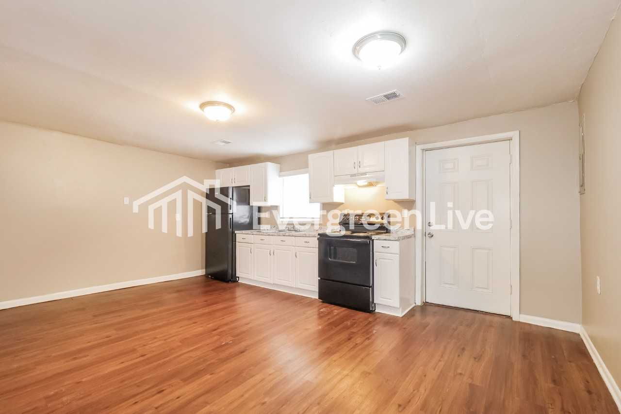 16205 Terry Ave - Photo 6 of 15