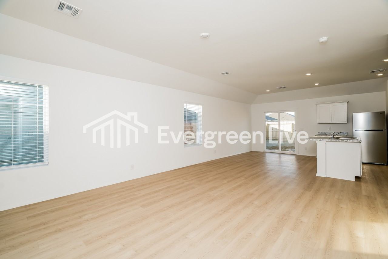 8611 E 164th Ct S - Photo 5 of 16