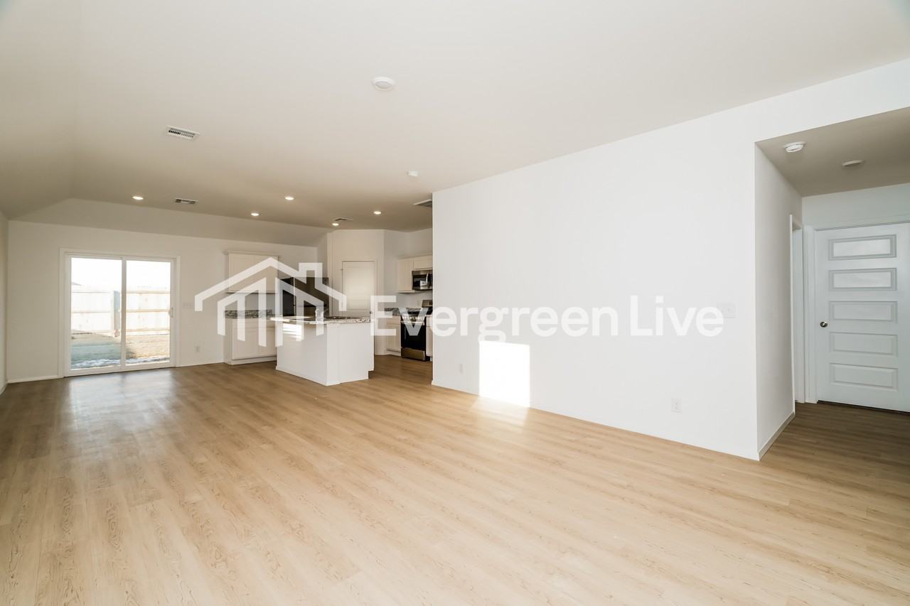 8611 E 164th Ct S - Photo 6 of 16