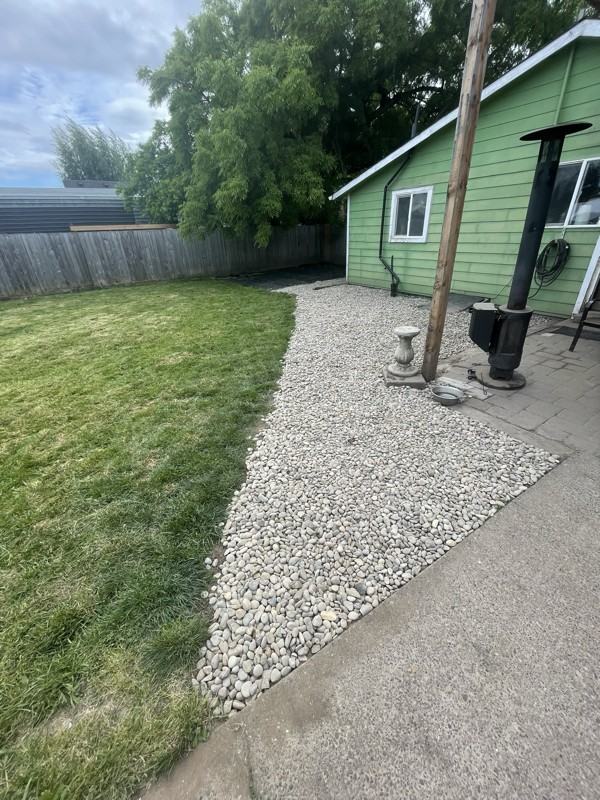 665 Marsh St - Photo 2 of 13