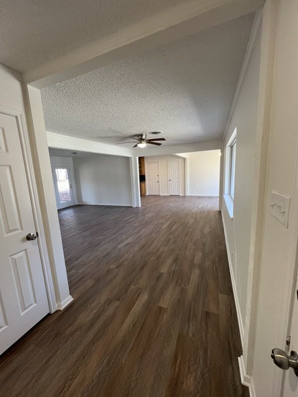 817 Wade Dr - Photo 2 of 13