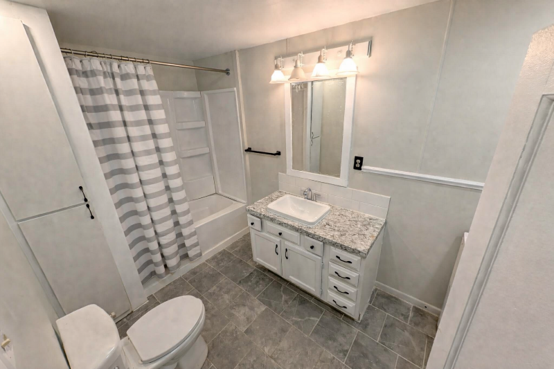 181 W Second St - Photo 2 of 10