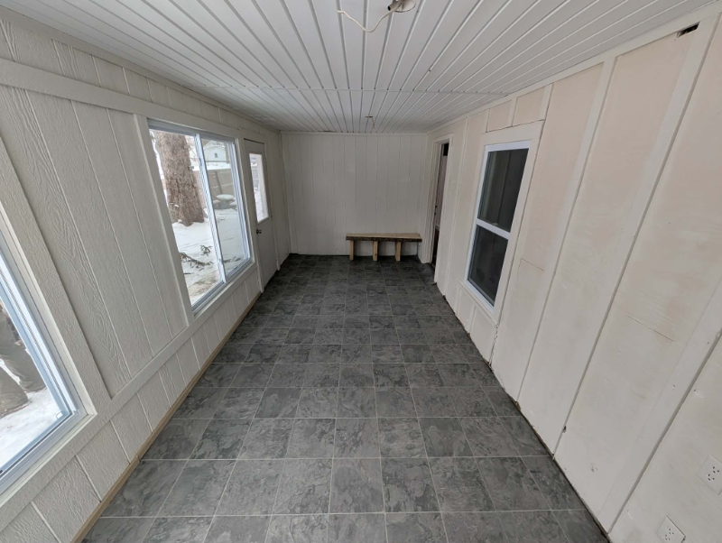 181 W Second St - Photo 4 of 10