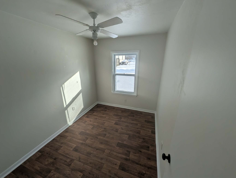 181 W Second St - Photo 7 of 10