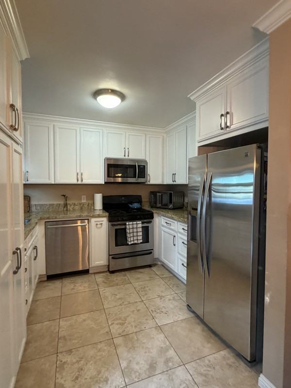 3850 Massachusetts Ave - Photo 5 of 19