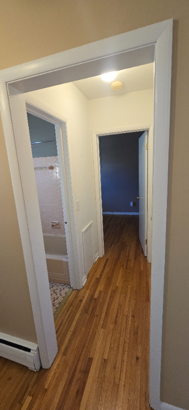 301 And2Nd St. #5 - Photo 5 of 8