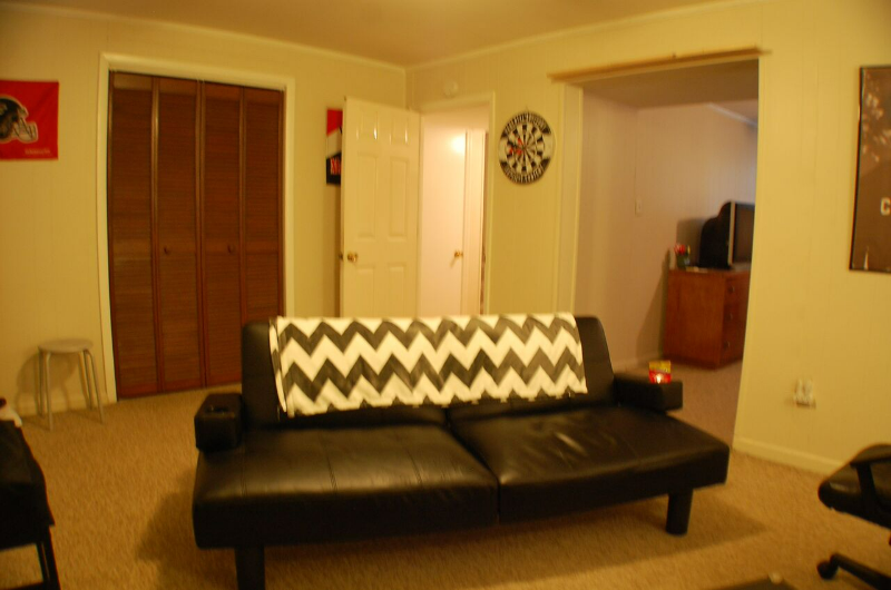 610 Terrell Mill Rd Se - Photo 2 of 10