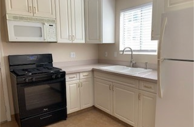 129 Malvern Ave #A - Photo 5 of 7