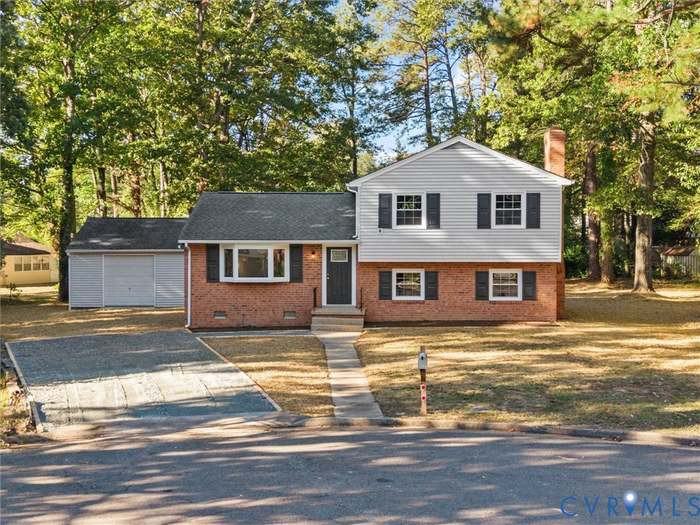 10303 Edgebrook Ct ##Va - Photo 2 of 20