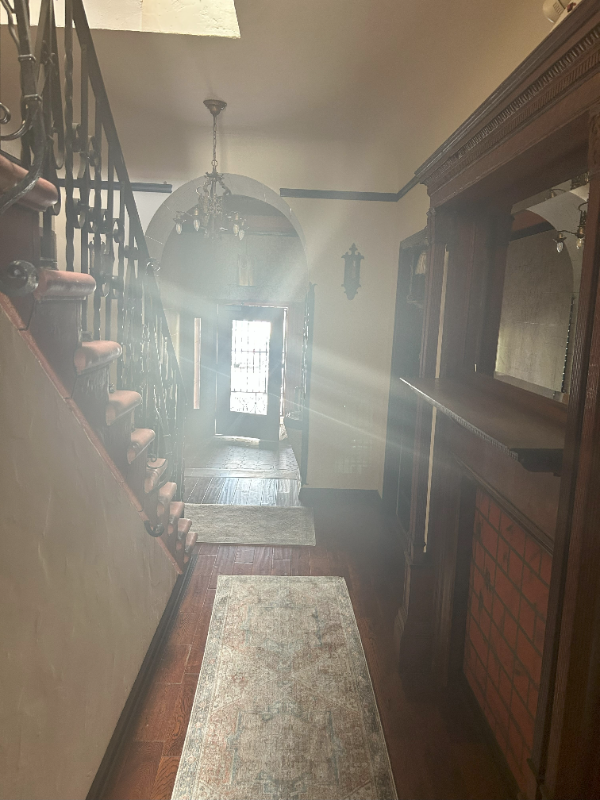 420 S Detroit St #3 - Photo 3 of 20