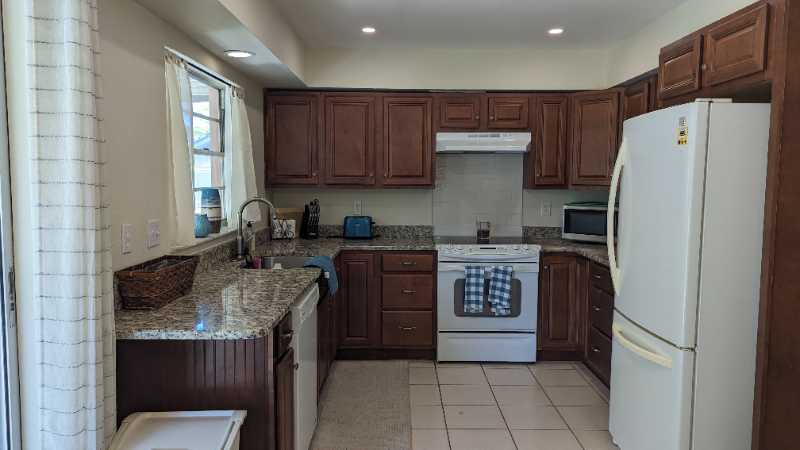 617 Indiana Ave - Photo 7 of 20