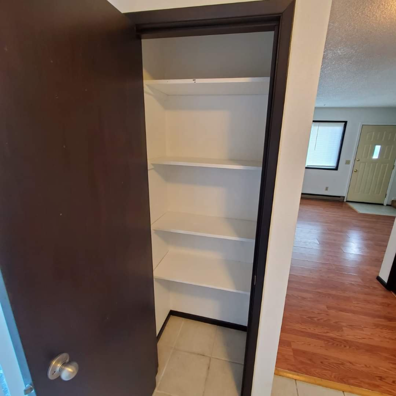 1224 E 3rd St #4 - Photo 4 of 11