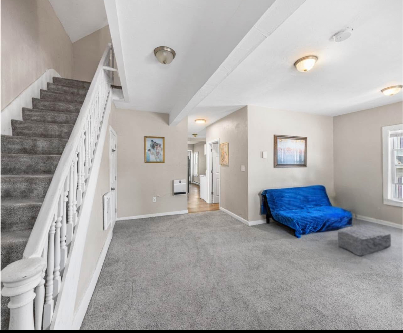 150 Belmont St - Photo 7 of 12