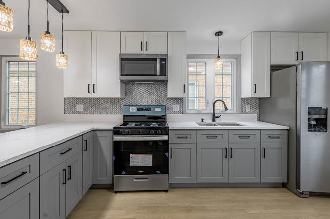 3420 S Austin Blvd - Photo 3 of 17