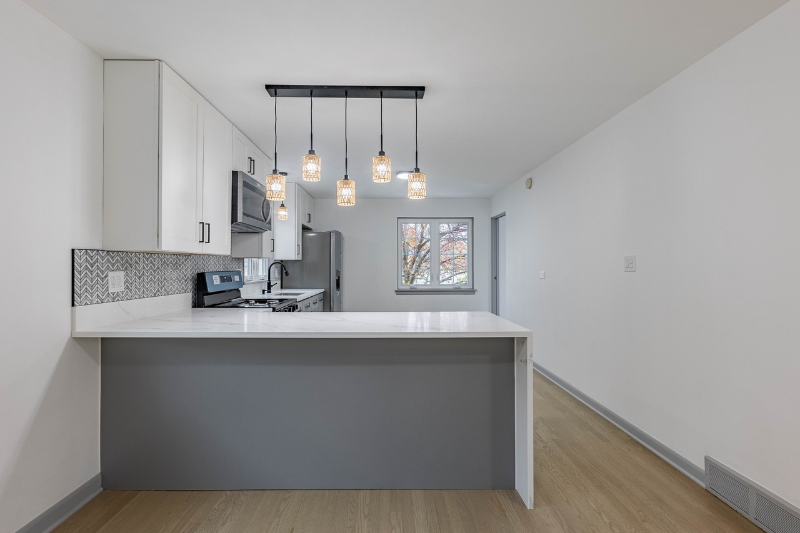 3420 S Austin Blvd - Photo 4 of 17