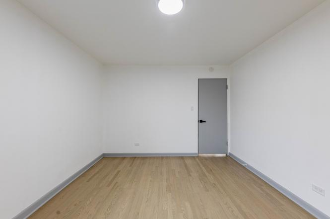 3420 S Austin Blvd - Photo 7 of 17