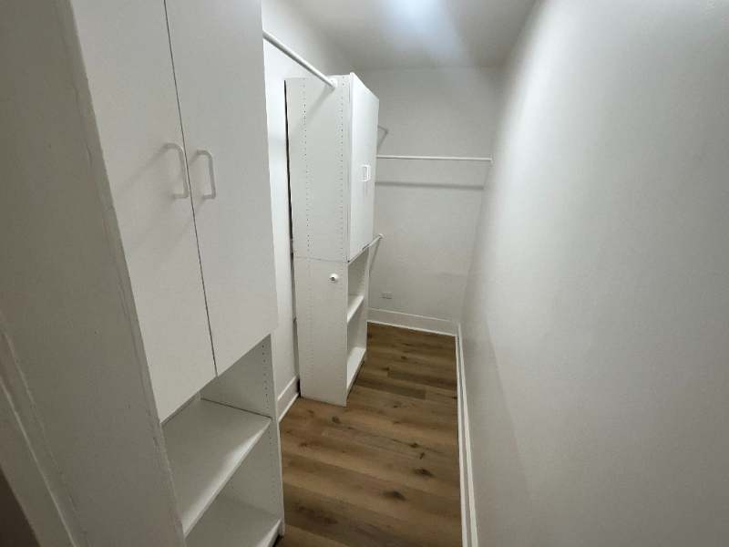 4628 Oakley Ave - Photo 5 of 13