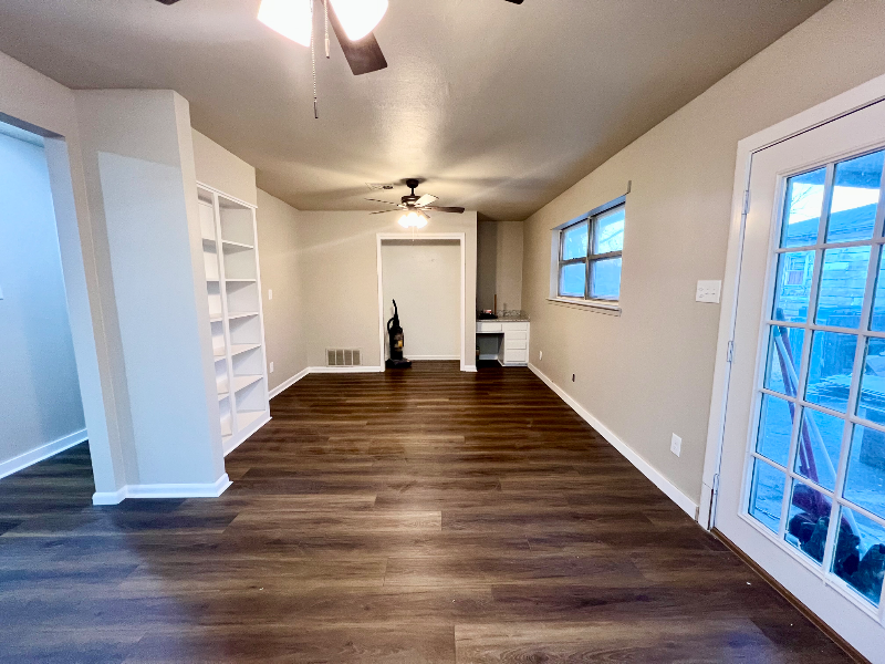 506 Mary St - Photo 7 of 14