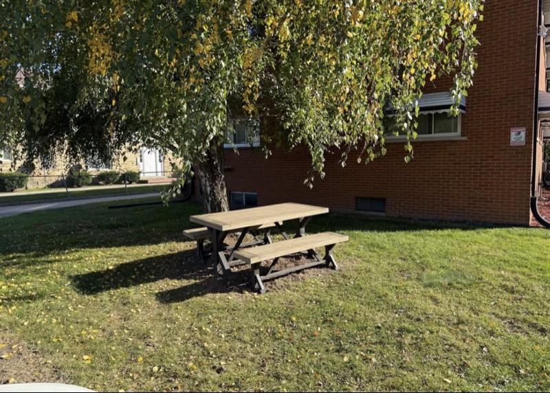 16461 Emilie Ave #4B - Photo 2 of 10