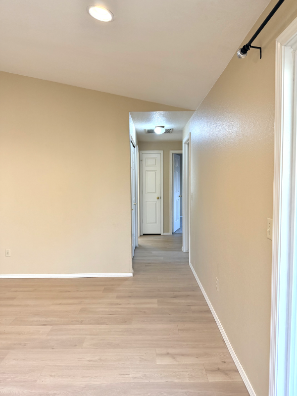 4221 N Esten Pl - Photo 7 of 13