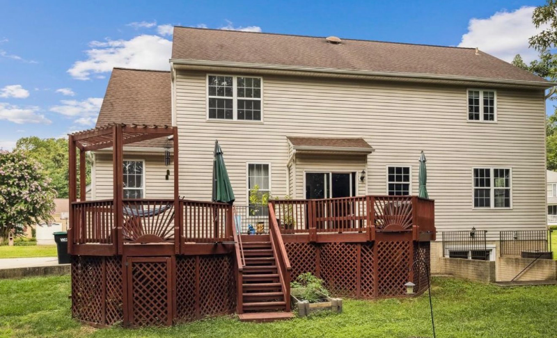 2404 Berry Thicket Ct - Photo 2 of 16