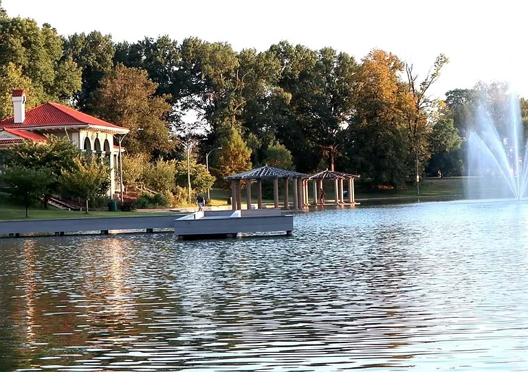 3844 Wilmington Ave #5908-2N - Photo 4 of 17