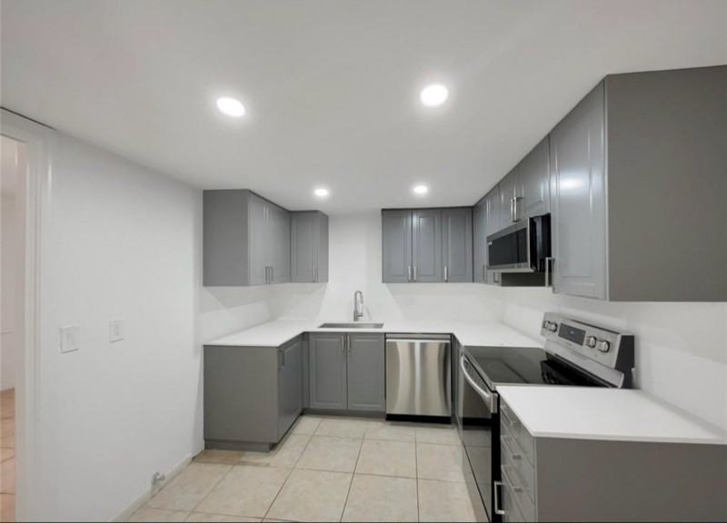 2805 Cambridge Ln - Photo 7 of 20