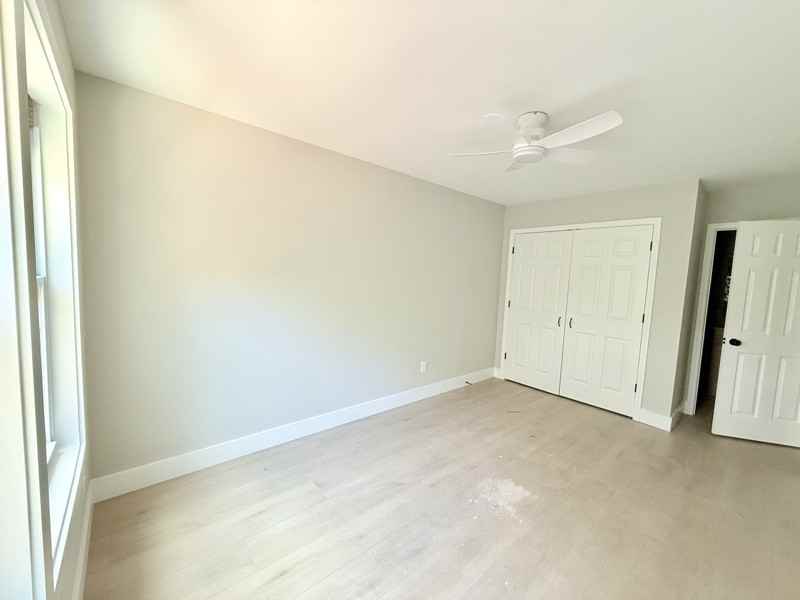 159 Brad St - Photo 3 of 20