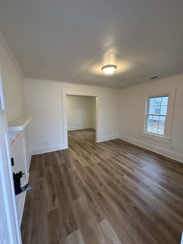 614 S Tillman St - Photo 3 of 10