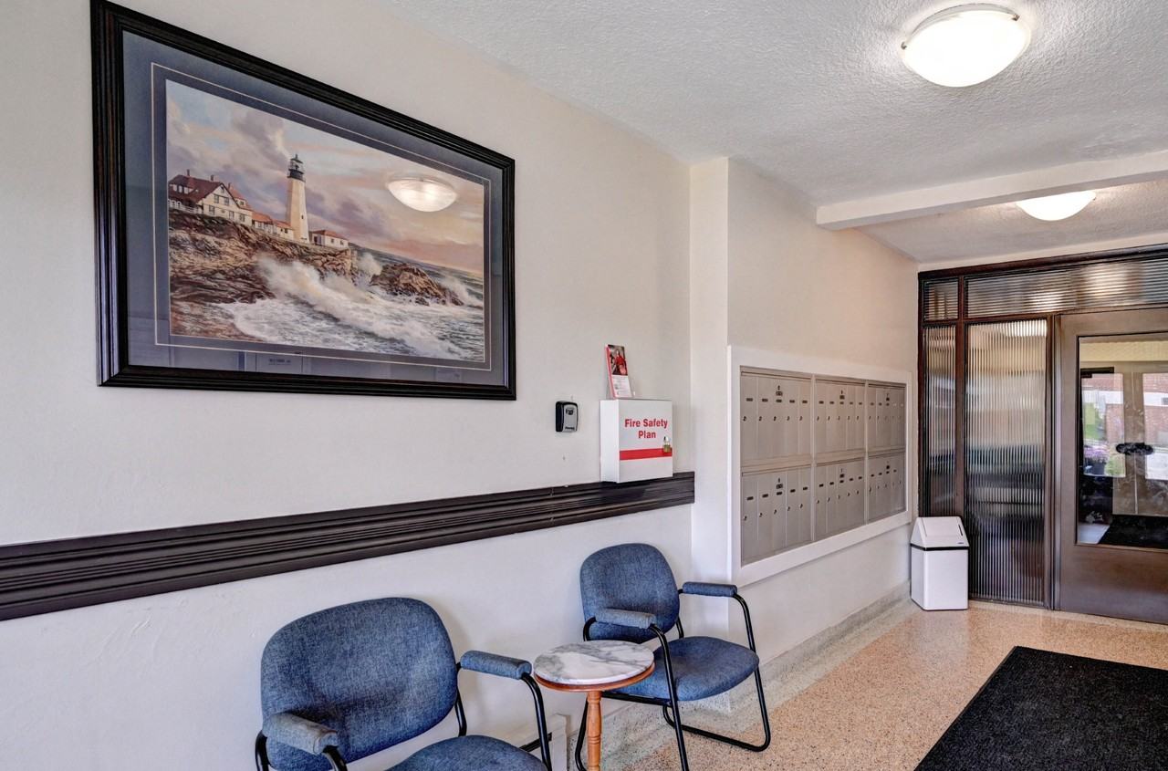 Dolph Street Apartments - Photo 3 of 18