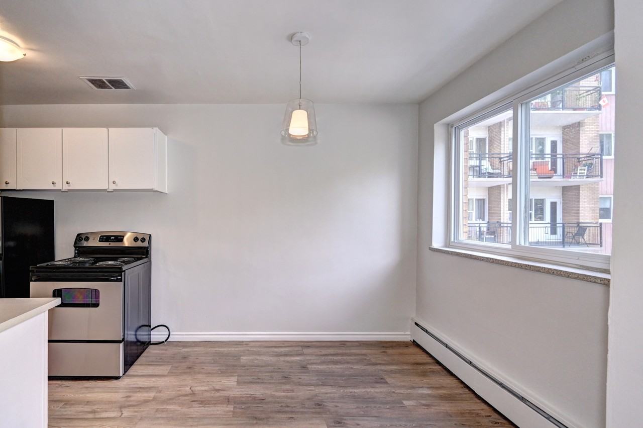 Dolph Street Apartments - Photo 7 of 18