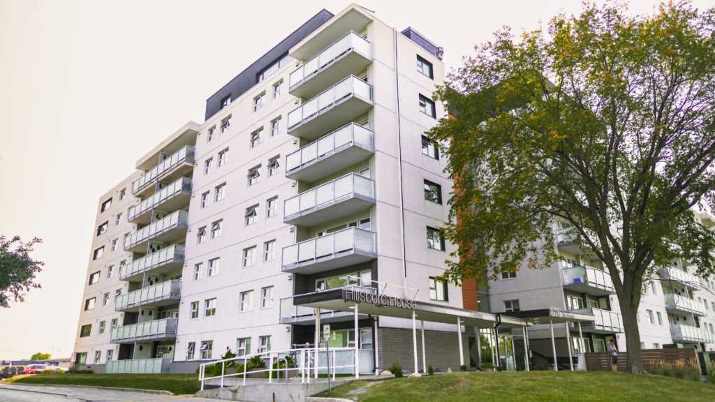 Hillsboro House - Photo 5 of 27