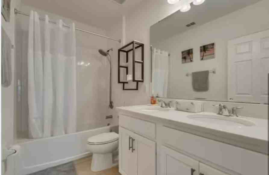 6952 Church Lake St - Photo 4 of 8