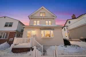 featured image of 1419 115th St