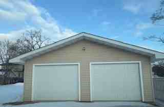 105 N Broad St - Photo 3 of 7