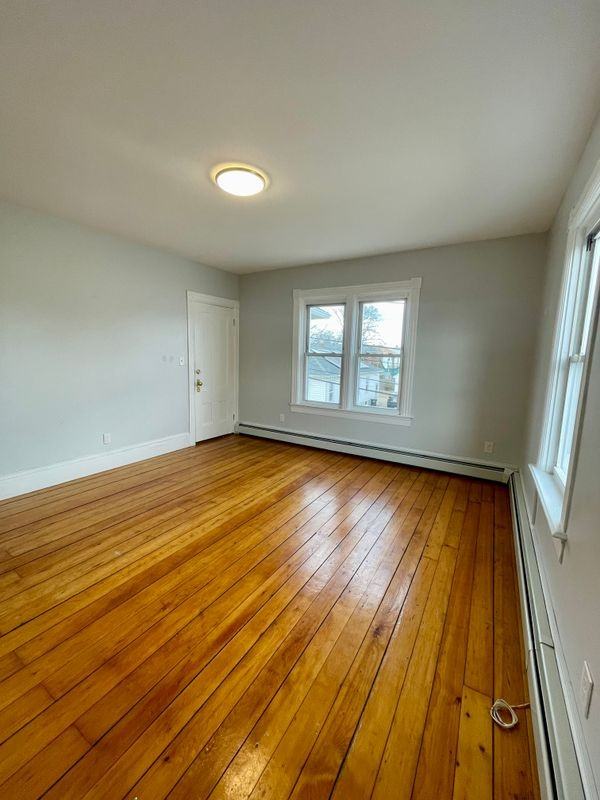 26 Norris Ave ##2 - Photo 4 of 15