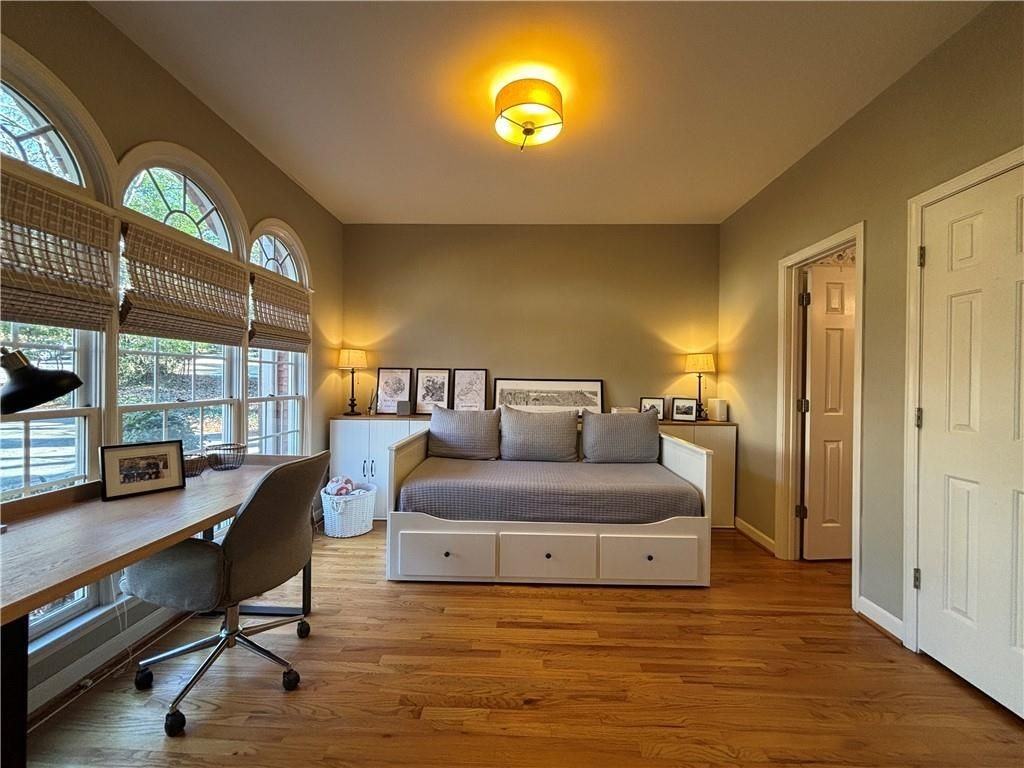 1120 Landings Overlook - Photo 4 of 17