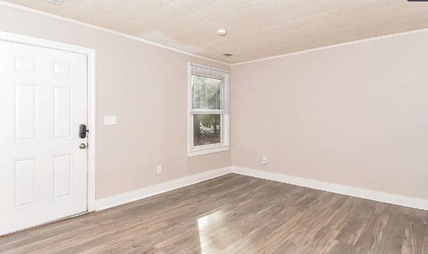 2116 Roosevelt Dr - Photo 5 of 12