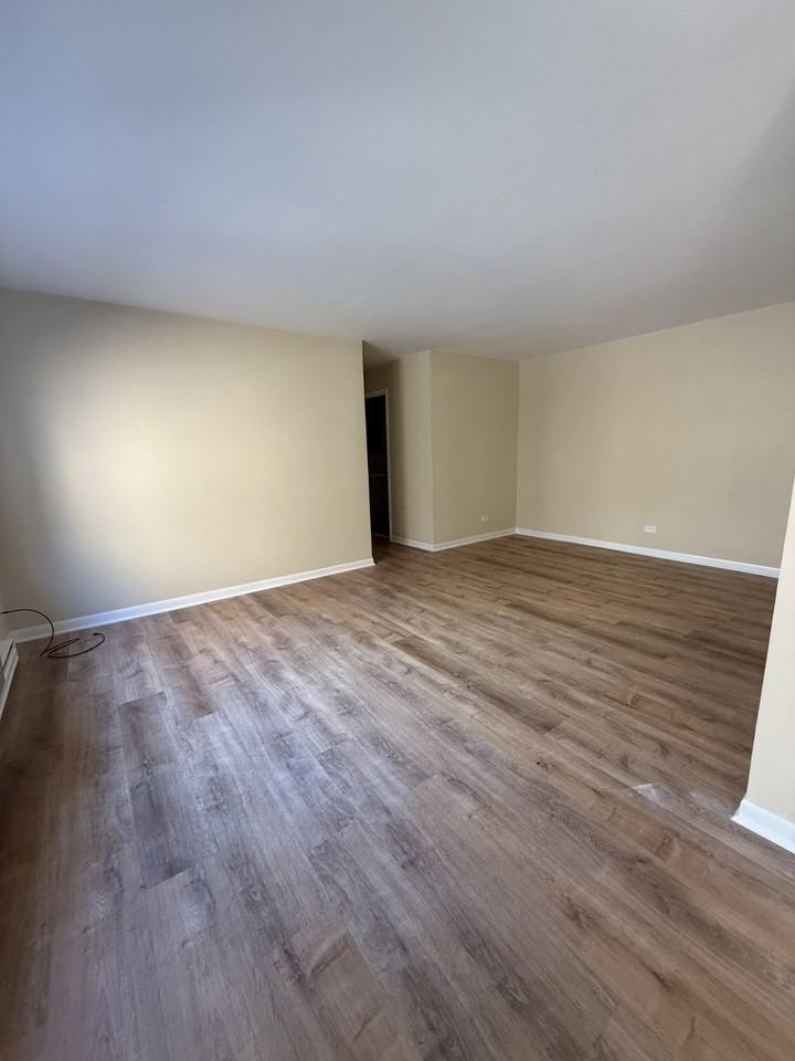 W Grace St & N Pine Grove Ave - Photo 7 of 15