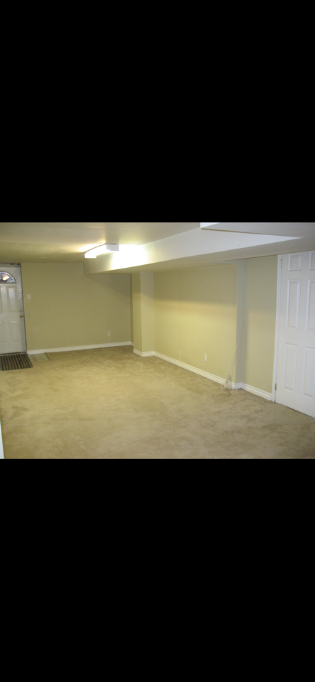 99 Golden Tulip Crescent - Photo 3 of 18