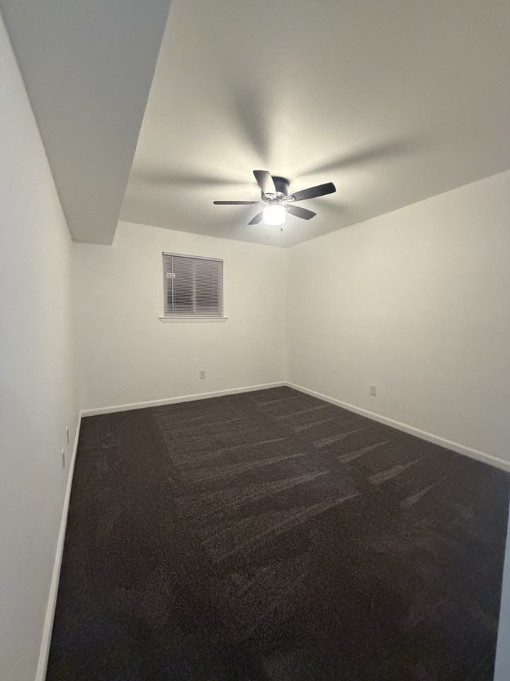 2122 Ted Jim Dr #B - Photo 7 of 16