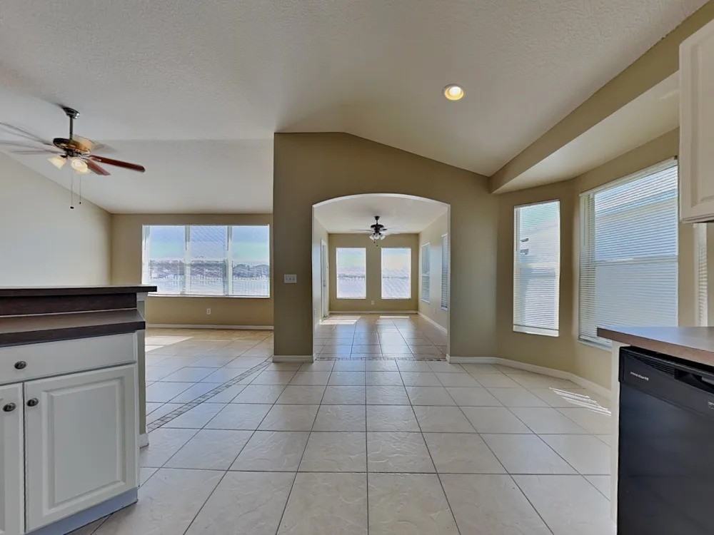 8415 Canterbury Lake Blvd, Tampa, Fl, 33619 #NA - Photo 2 of 17