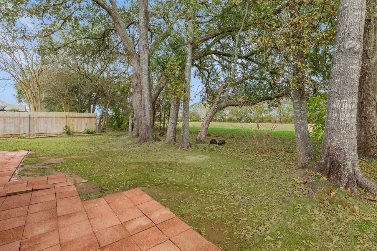 106 Sandhurst Dr #NA - Photo 7 of 21