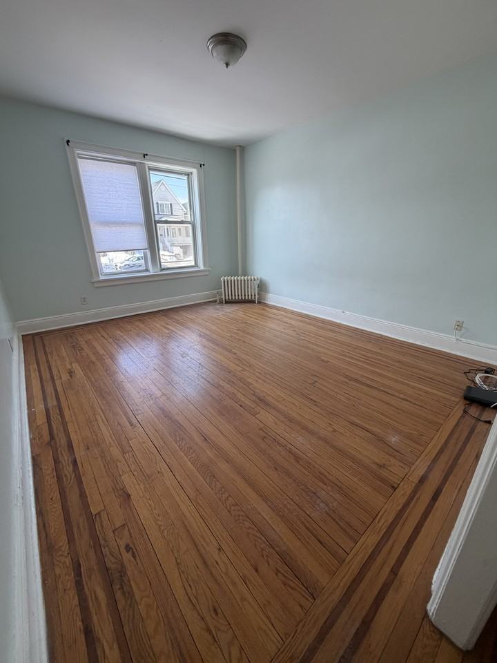 160 Avenue C #A4 - Photo 3 of 8